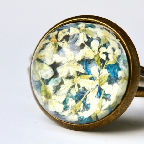 Ring gepresste Blüten Dillblüte Kornblüte Gießharz antik