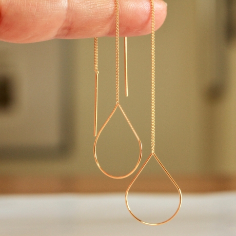 Durchziehohrringe Tropfen modern / Minimalistischer Schmuck 