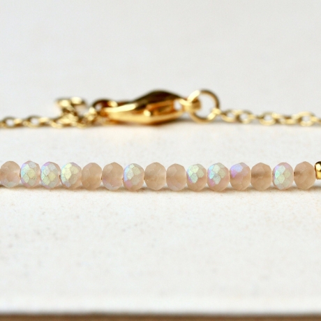 Armband Perlen rosa minimalistisch und zart 