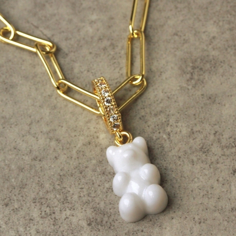 Teddybär Paperclip Kette weiß ein Bärchen Schmuck aus Acryl als fröhliches Geschenk für sie