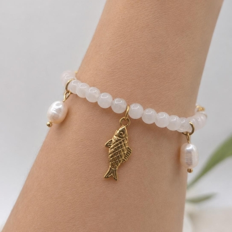 Armband | Fisch | Süßwasserperlen | weißer Jade | Silber | Gold