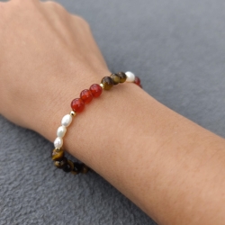 Armband – Karneol, Tigerauge & Süßwasserperlen – Perlenarmband