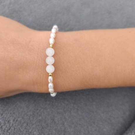 Armband – Weiße Jade & Süßwasserperlen – Edelsteinarmband