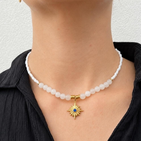 Halskette - Edelstein Schmuck mit weißer Jade - Perlenhalskette