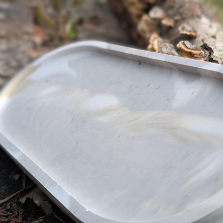 großer ovaler Teller