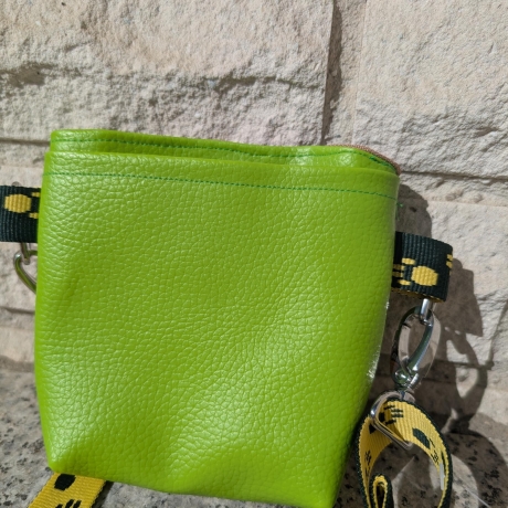 Gassitasche/ kleine Umhängetasche - variabel und personalisierbar