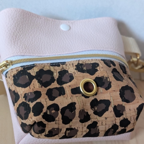 Gassitasche/ kleine Umhängetasche - variabel und personalisierbar