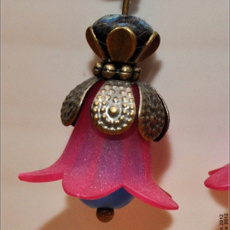 Blüten Ohrhänger – Ohrringe Blütenkelche Blumenschmuck handmade