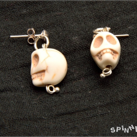 Gothic Schädel Ohrringe Ohrstecker Dunkel Romantik handmade