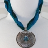 Unikat Halskette mit Mati Glücks Auge Anhänger an Seidenband
