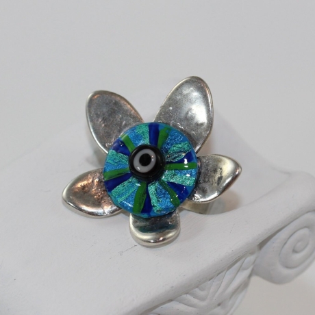 Ring mit Blume und handbemaltem Glücksbringer Mati Nazar Auge