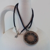 Dekorative Halskette mit Maya Mond Mandala Anhänger, blau silber