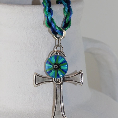 Halskette mit Ankh Kreuz und Glücksbringer Auge in Türkis Blau