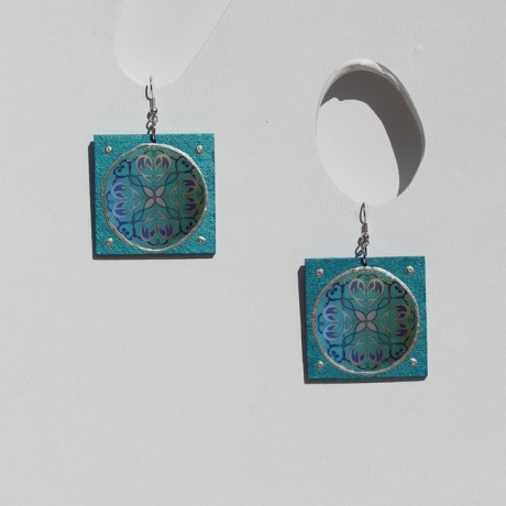 Quadrat Ohrringe mit Delphin Mandala in Türkis Petrol Meerblau