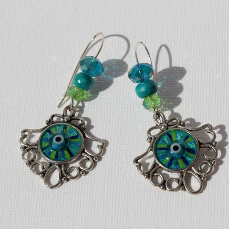Ohrringe mit Auge in filigranen Blumen, Ohrschmuck türkis blau
