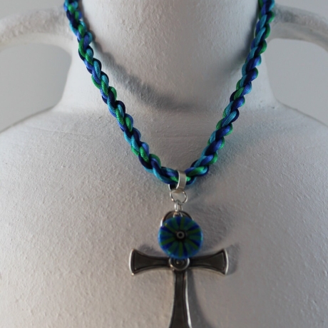 Halskette mit Ankh Kreuz und Glücksbringer Auge in Türkis Blau