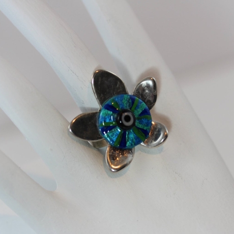 Ring mit Blume und handbemaltem Glücksbringer Mati Nazar Auge