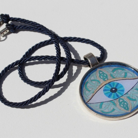 Halskette mit Glücks Auge in Keltischem Knoten an Kordelkette