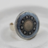 Ring mit Mond Mandala in silbergrau blau, Mondgöttin Damenring