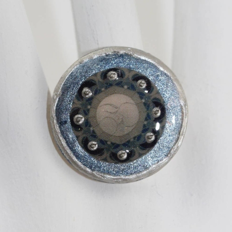 Ring mit Mond Mandala in silbergrau blau, Mondgöttin Damenring
