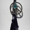 Quasten Halskette mit Peace Symbol und Glücksbringer Auge blau