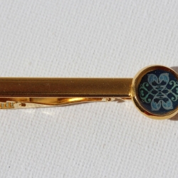 Krawattennadel mit Delphin Mandala, Delfin Herrenschmuck blau