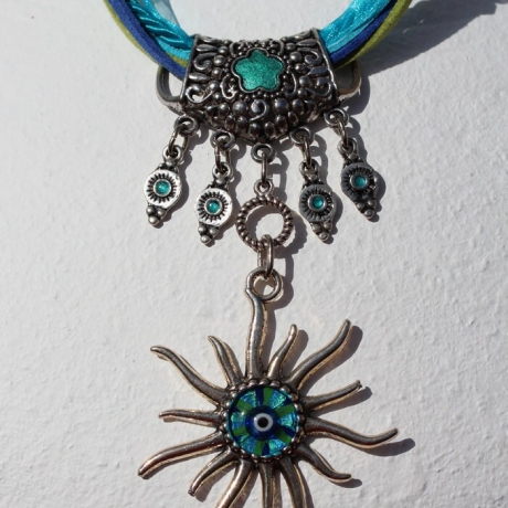 Dekorative Halskette mit Glücksbringer Auge in Sonne Anhänger