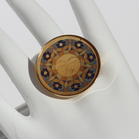 Oppulenter Damen Ring mit Sonnen Mandala, Sonnenscheibe Schmuck