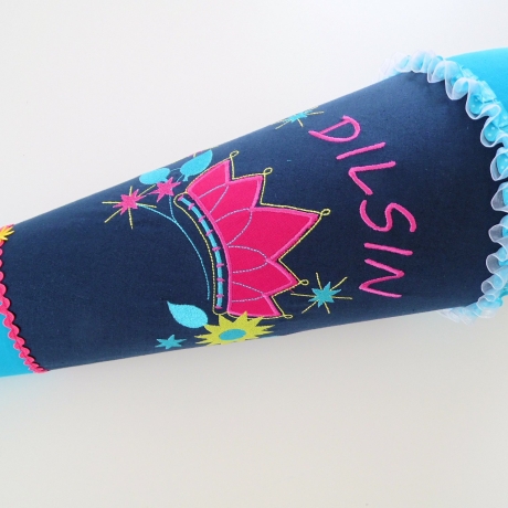 Schultüte Krone mit Kissen und Name bestickt 
