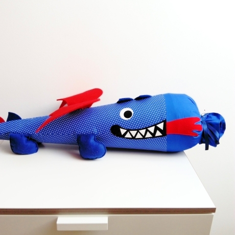 Schultüte Drache aus Stoff mit Kissen und Name bestickt