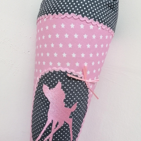 Schultüte Reh, Rehkitz mit Kissen und Namen bestickt