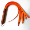 Pop Art/Neon Orange. 61cm/24 Gummipeitsche mit 7 Strängen