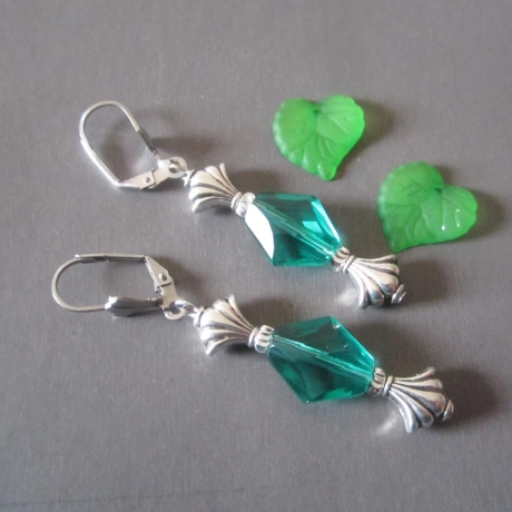 Ohrschmuck Edelstahl in Rauteform und Muschel Metallperlen