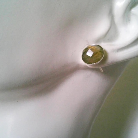 Ohrstecker 925 Sterling Silber mit facettiertem Labradorit Stein