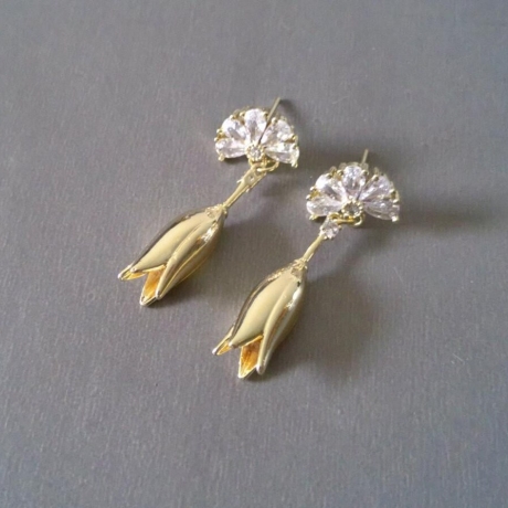 Ohrschmuck Ohrstecker mit einer Blume mit 18K Vergoldung