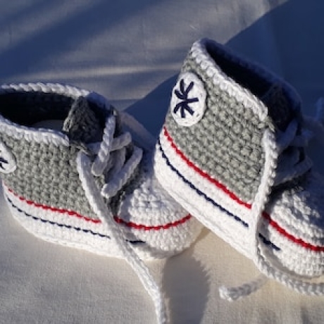Baby-Schuhe, 0-3 Monate, Fußlänge EU 15 bis 8.5 cm steingrau/weiß