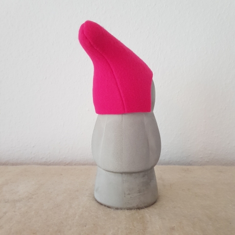 handmade Zwerg / Gartenzwerg Figur Beton mit Filz Mütze pink 28cm