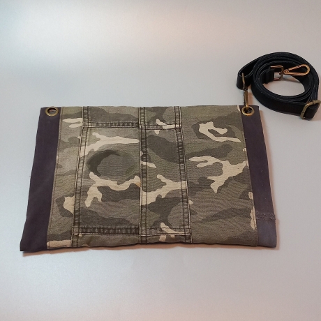 Clutch Jeans Bag Camouflage upcycling EINZELSTÜCK