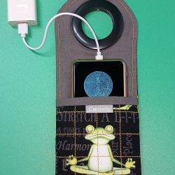 1 Handy Ladetasche Upcycling Jeans JogaFrosch