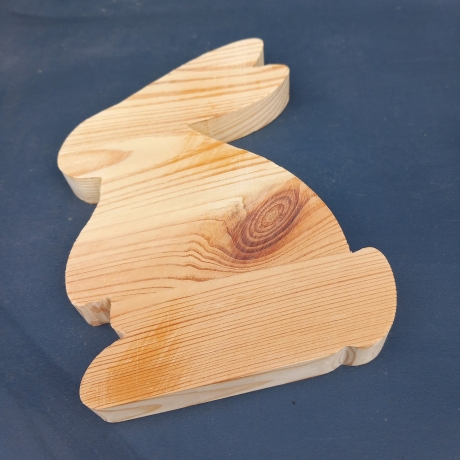 Hasen aus Holz gefräst – 5er Pack