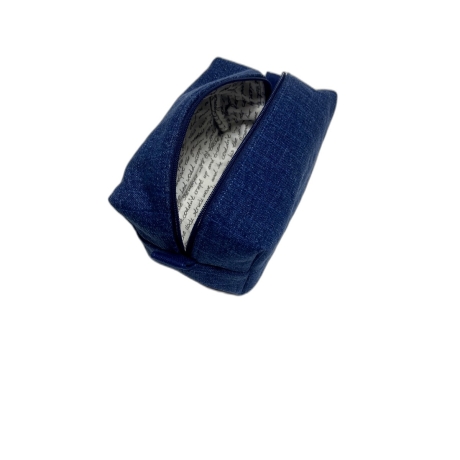 Kulturbeutel | Boxy Bag | blau gesteppt | Jeans-Upcycling | Klein