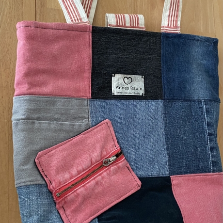 Bunte, einzigartige Handtasche aus Jeans ( upcycling)