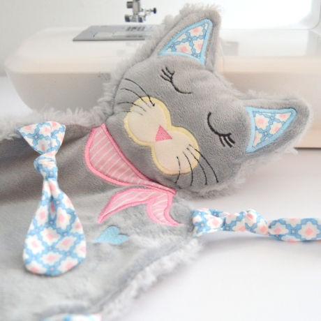 ITH Stickdatei Katze Kimba Schmusetuch 18x30cm