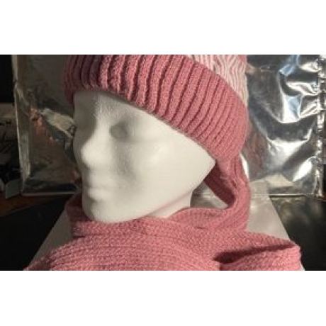 Damen-Winter-Beanie-Mütze, Bömmel + integrierter Schal, neu