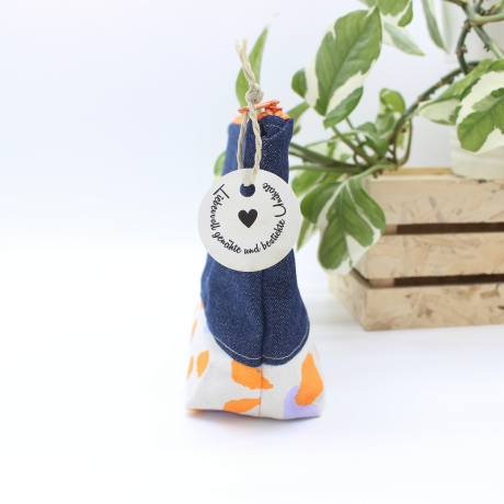 Universal-/Kosmetiktasche bestickt Beauty Bag Handmade Unikat