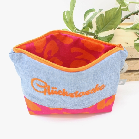 Universal-/Kosmetiktasche bestickt Glückstasche Handmade Unikat