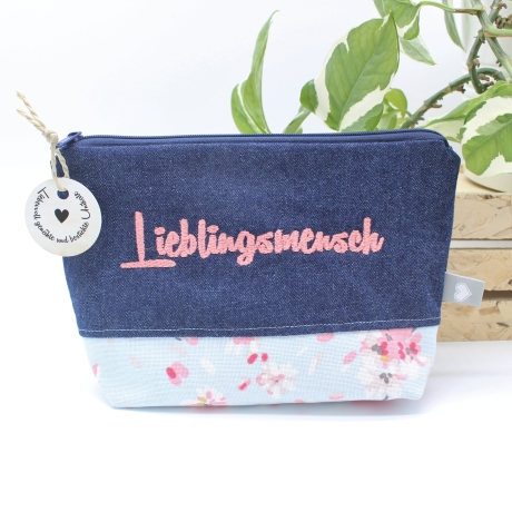Universal-/Kosmetiktasche bestickt Lieblingsmensch Handmade