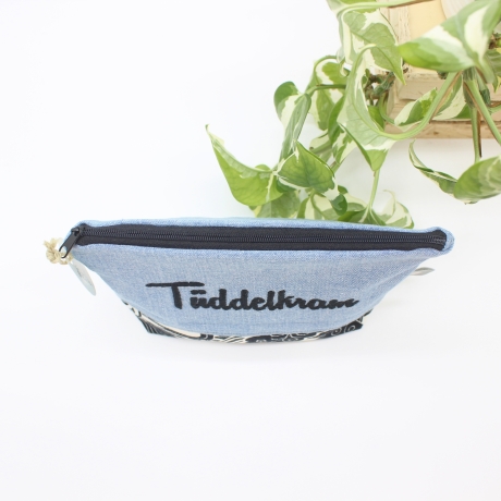 Universal-/Kosmetiktasche bestickt Tüddelkram Handmade Unikat