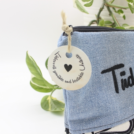 Universal-/Kosmetiktasche bestickt Tüddelkram Handmade Unikat