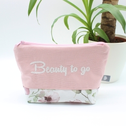 Bestickte Universaltasche Rosa „Beauty to go“ Handmade genäht